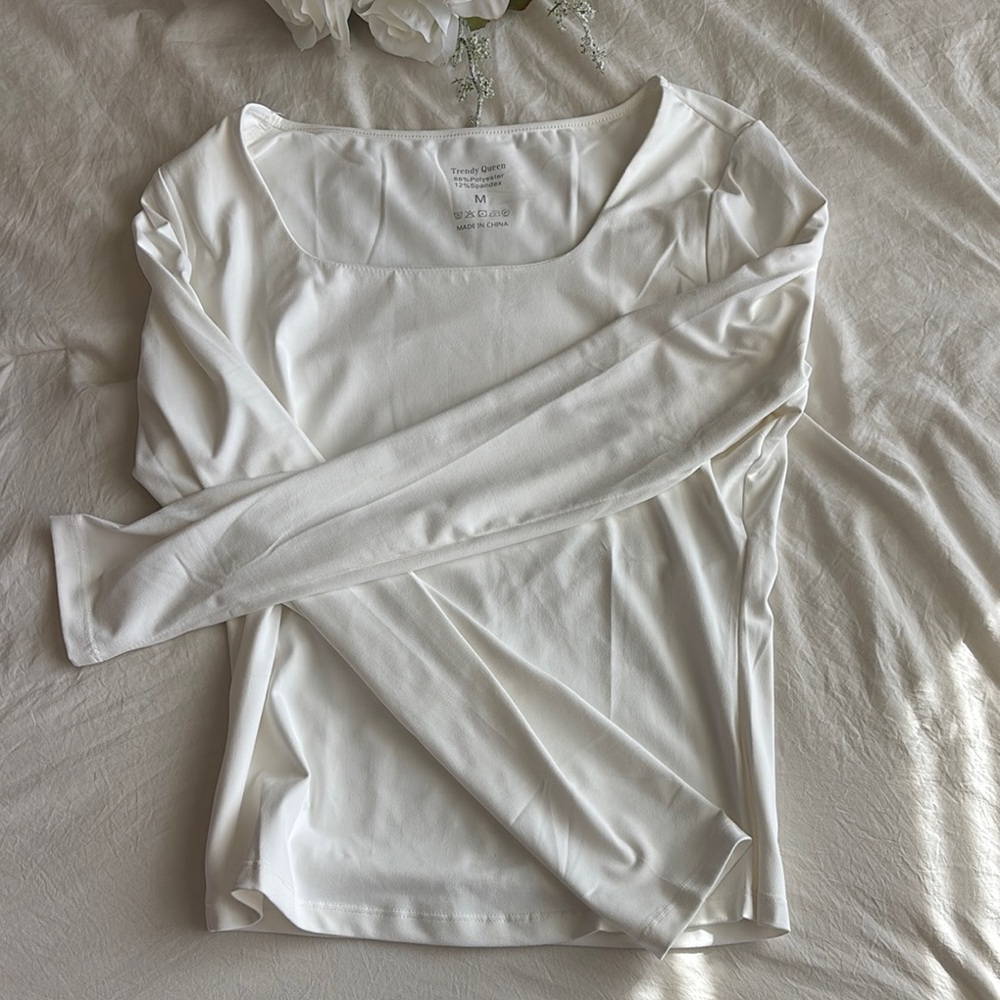 Elegant White Long Sleeve Top